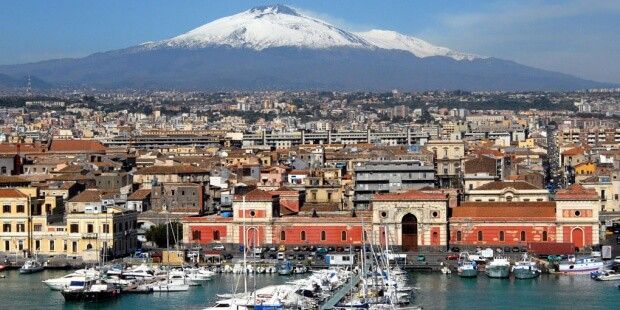 Ryanair vliegt op Catania vanaf Eindhoven Airport